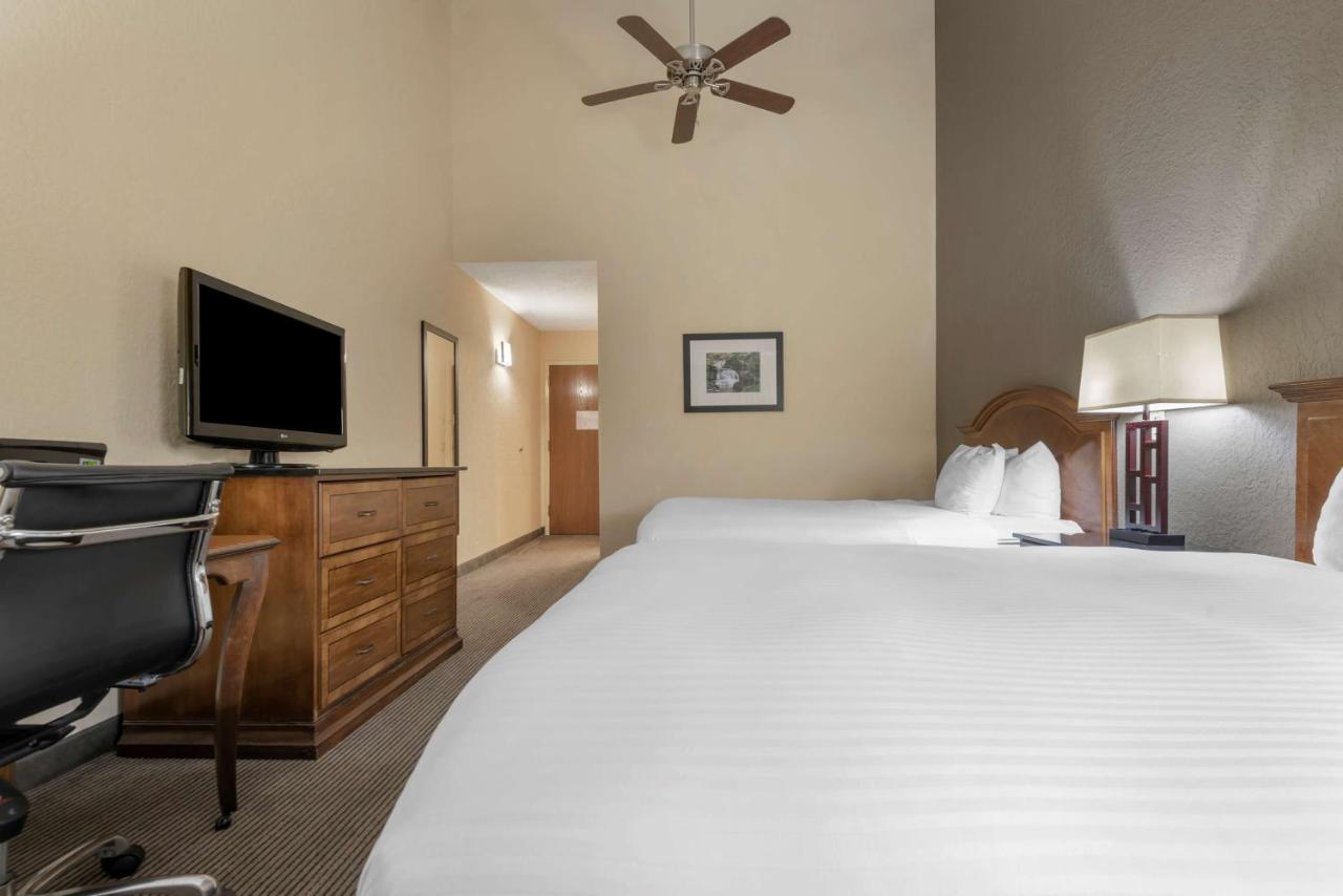 Best Western University Inn Итака Екстериор снимка