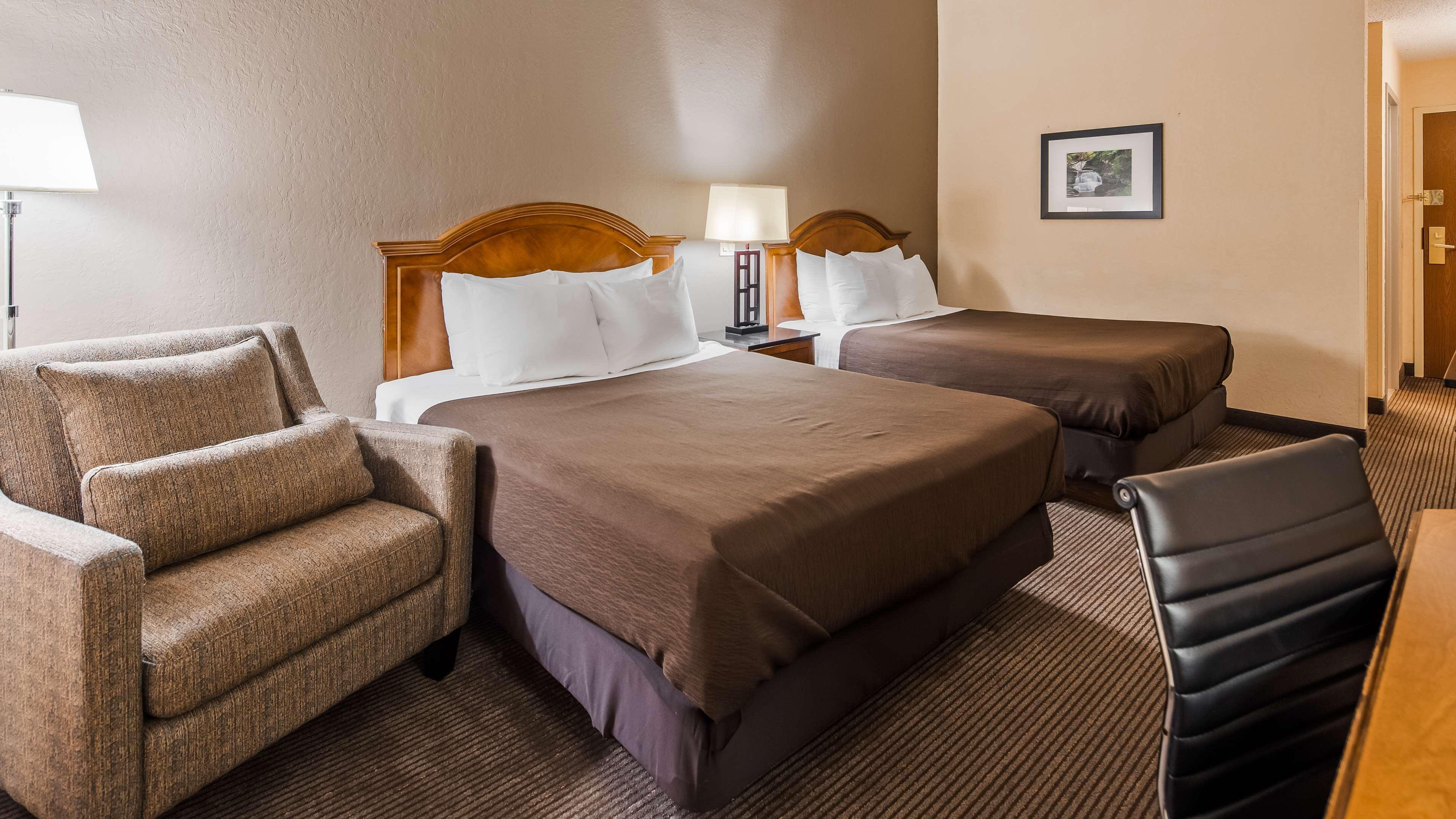 Best Western University Inn Итака Екстериор снимка