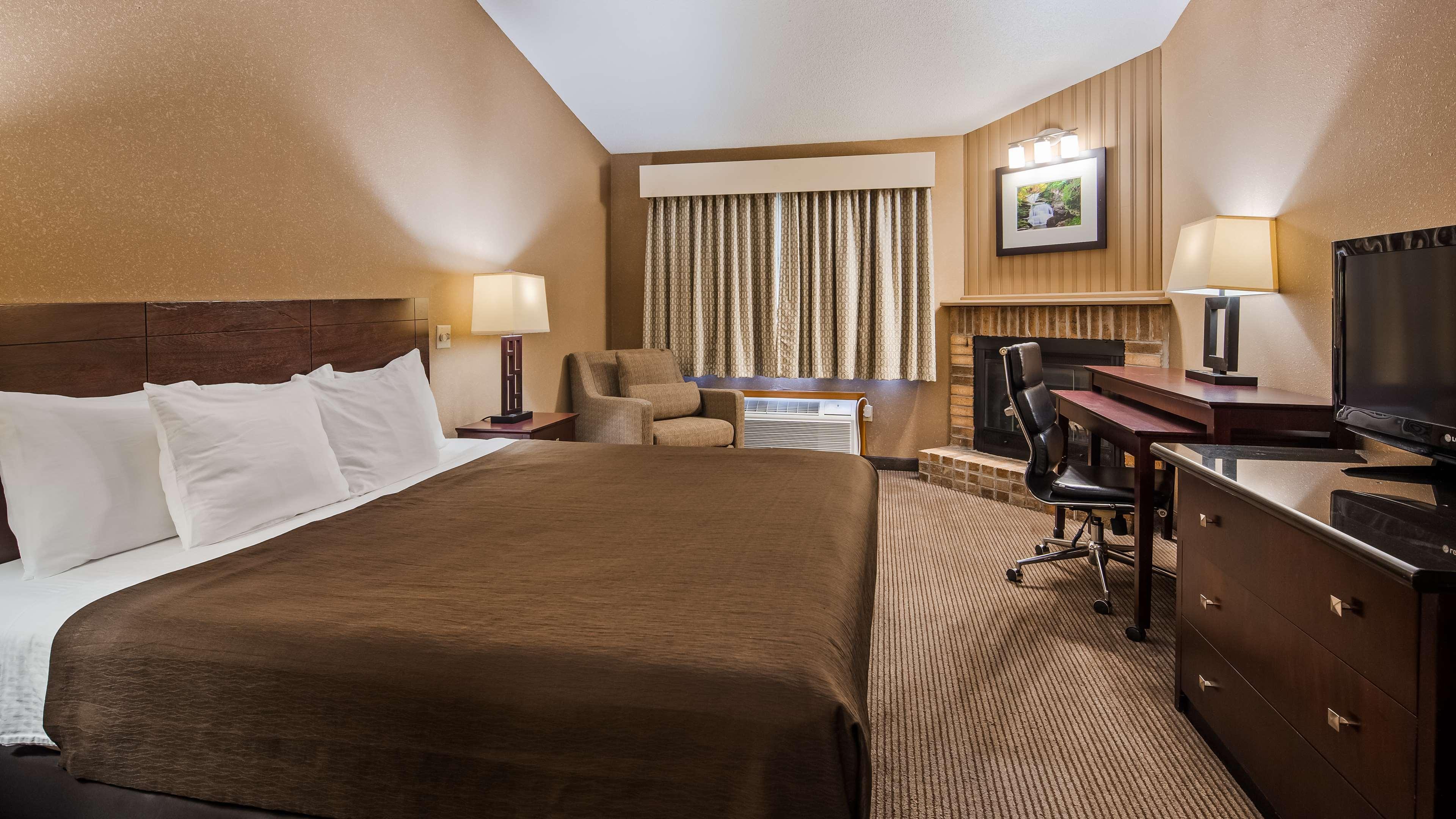 Best Western University Inn Итака Екстериор снимка