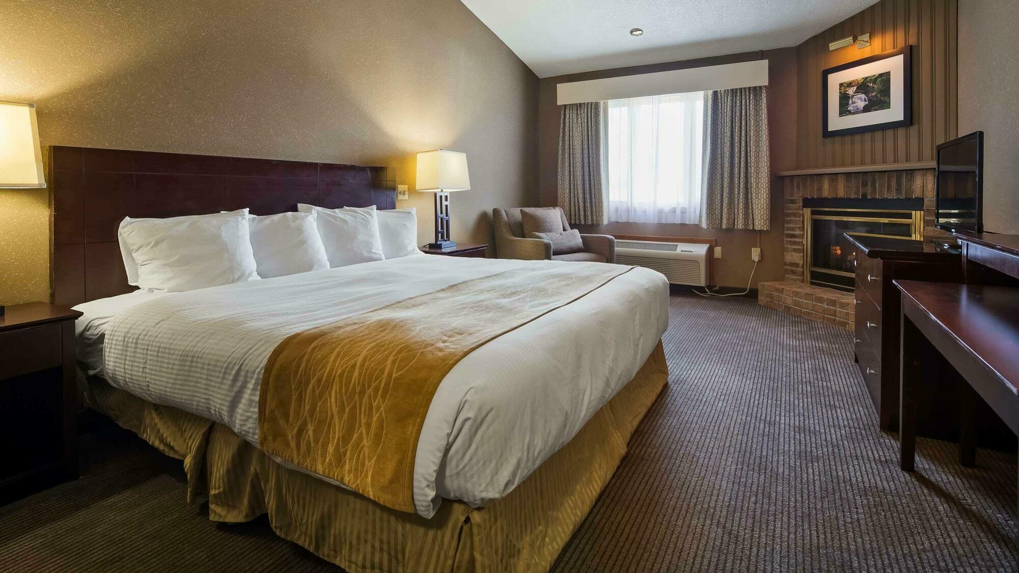 Best Western University Inn Итака Екстериор снимка